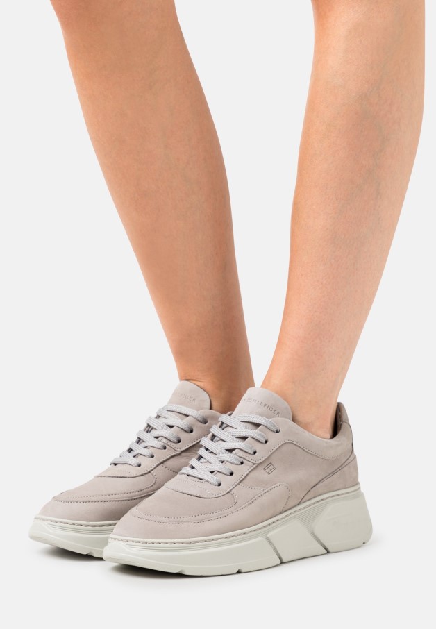 Baskets Gabor Bronze