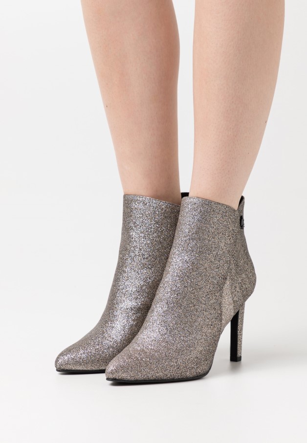 Gabor Escarpins Talons Classiques Noir