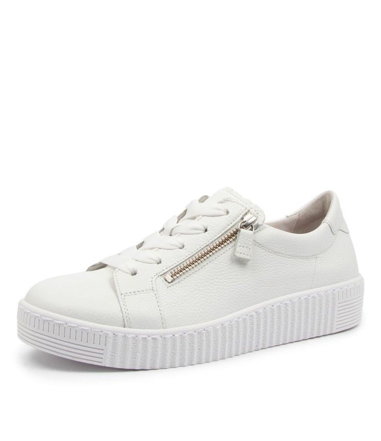 Amelia Weiss Gabor En Cuir