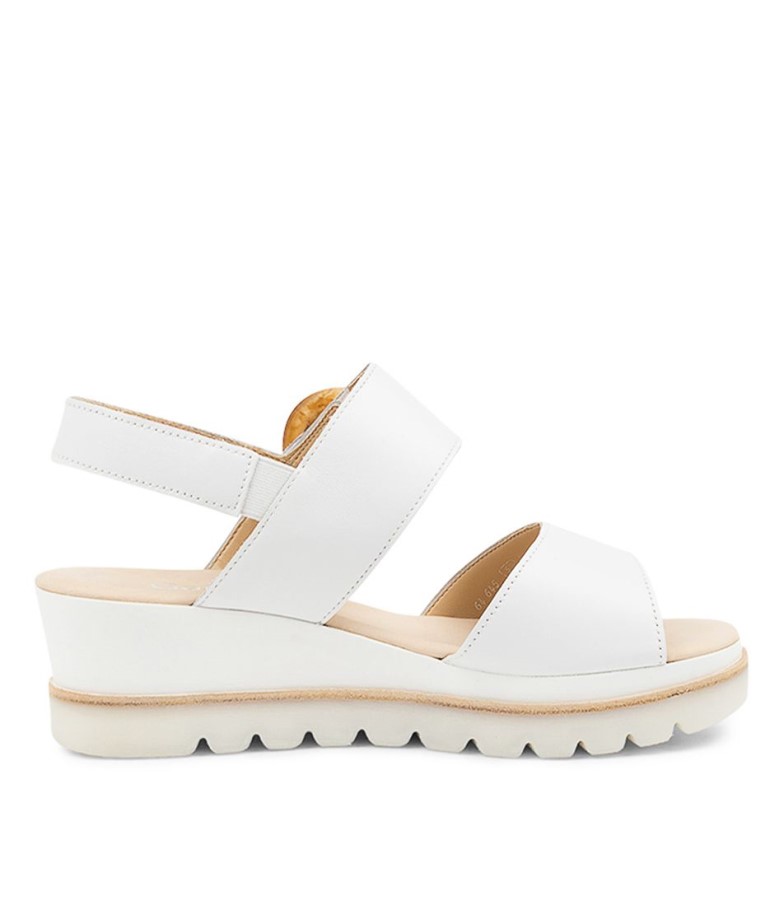 Betty Weiss Gabor En Cuir