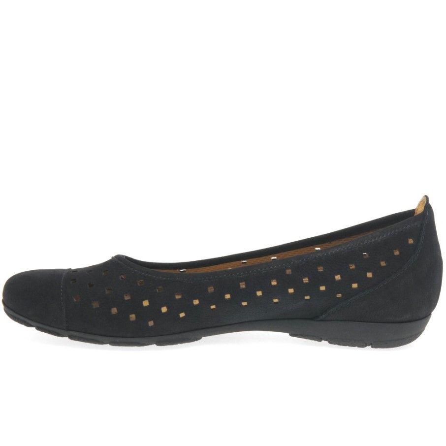 Gabor Chaussures Décontractées à Volants En Nubuck Noir Pour Femmes Avec Détails Perforés