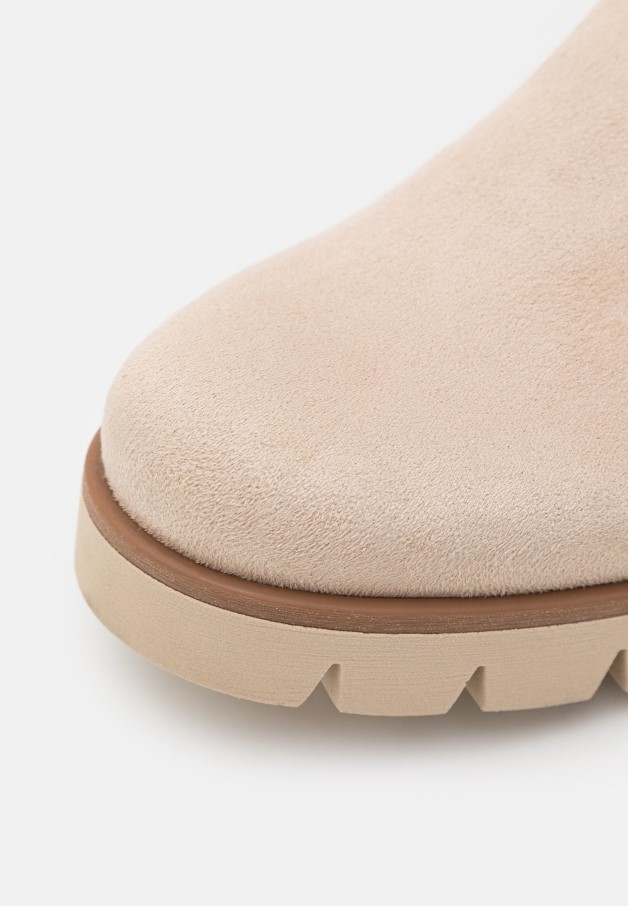 Gabor Bottes Désert